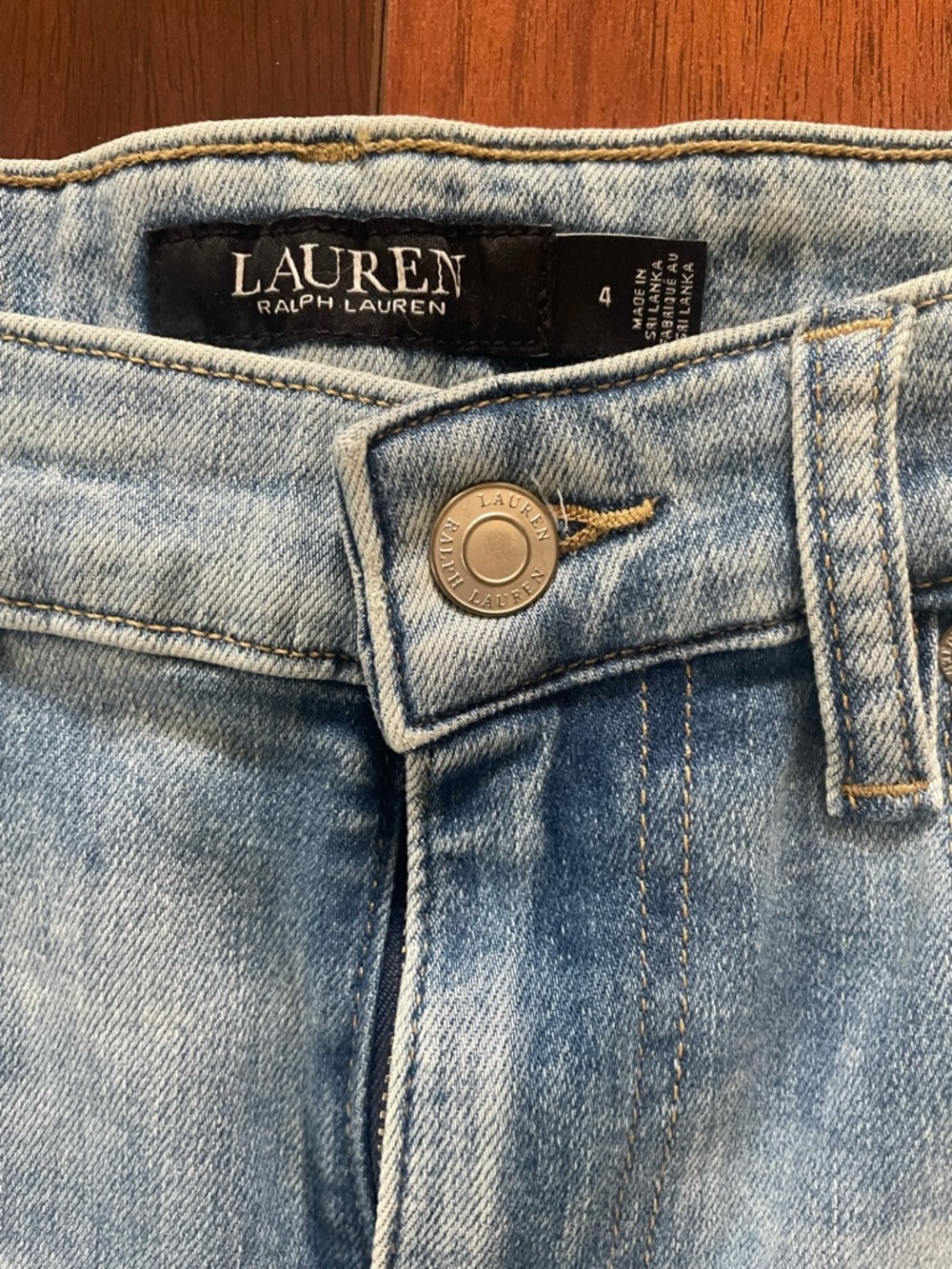 Polo Ralph Lauren | Skinny Jean | Size 4 | Light Wash - Picture 4 of 7